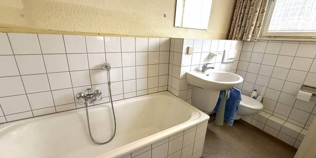 Mehrfamilienhaus, Wohnhaus Friesenheim - 7 Zimmer, 125 m&sup2;, 405.000&euro; | Angebot:26686772