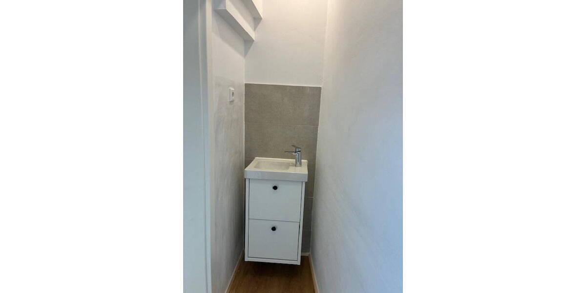 Etagenwohnung Seesen Kirchberg - 3 Zimmer, 129 m&sup2;, 895&euro; | Angebot:26344022