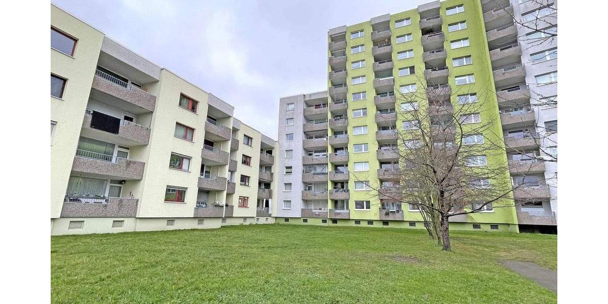 Einziehen und wohlfühlen-moderne, gepflegte 3-Zimmer-Whg. gr. Loggia, Aufzug & Stellplatz in Empelde 3 zimmer