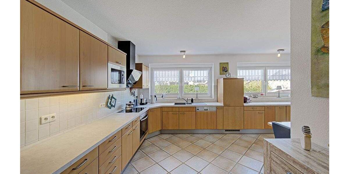 Einfamilienhaus Schwerte Ergste - 8 Zimmer, 330 m&sup2;, 890.000&euro; | Angebot:25685364