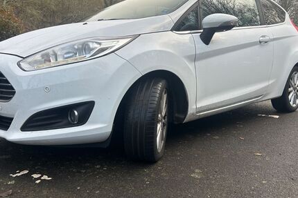 Ford Fiesta 190.000 km 4.999 &euro; Lorch 65391