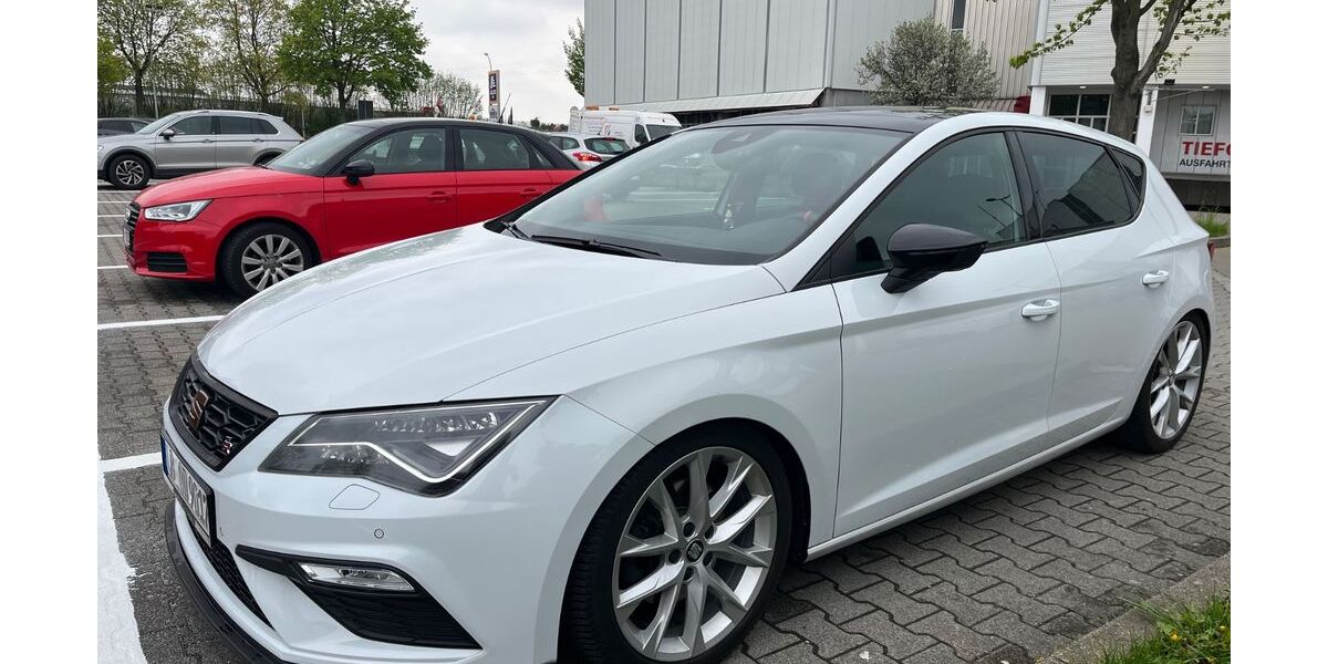 Seat Leon 126.000 km 13.400 &euro; Stuttgart 70374