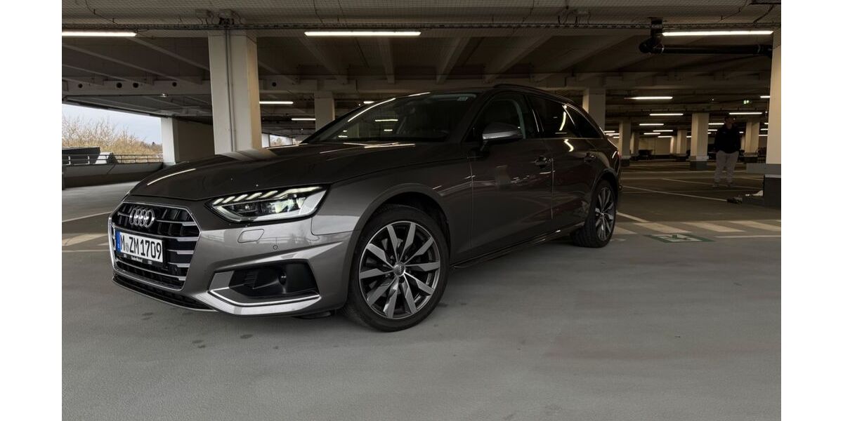 Audi A4 48.273 km 26.000 &euro; München 81925