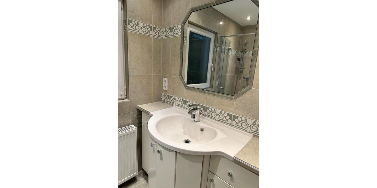 Doppelhaushälfte Wiehl - 5 Zimmer, 109 m&sup2;, 1.390&euro; | Angebot:26623933