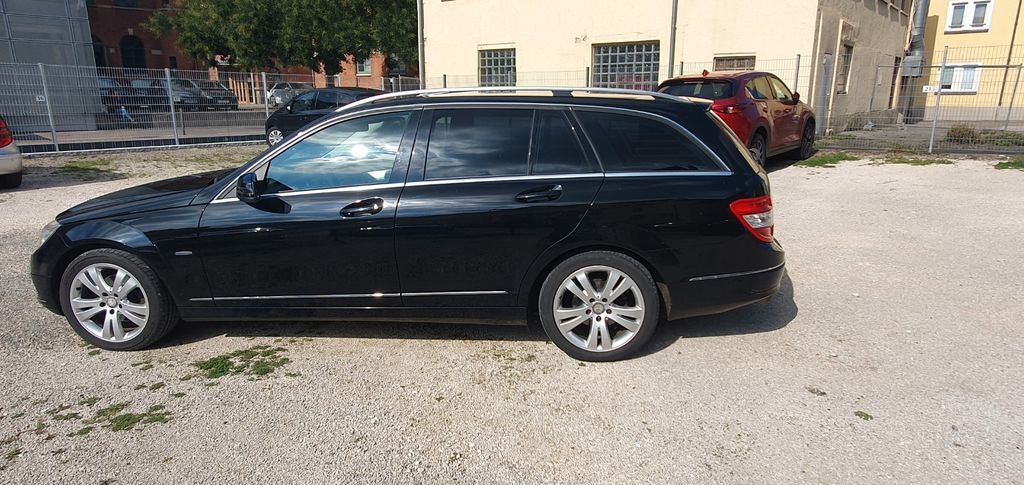 Mercedes-Benz C 200 289.000 km 4.100 € Weilheim an der Teck (Hepsisau) 73235