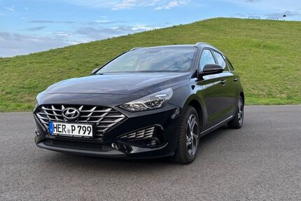 Hyundai i30 45.691 km 17.500 € Castrop-Rauxel 44577