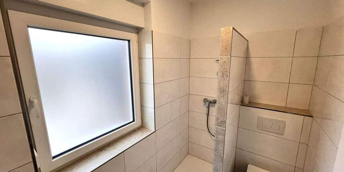 Doppelhaushälfte Drochtersen - 6 Zimmer, 190 m&sup2;, 399.000&euro; | Angebot:25770865