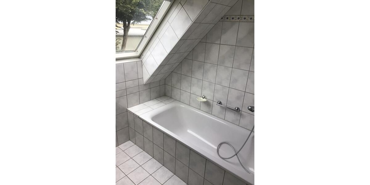Etagenwohnung Meschede - 4 Zimmer, 75 m&sup2;, 590&euro; | Angebot:24983374