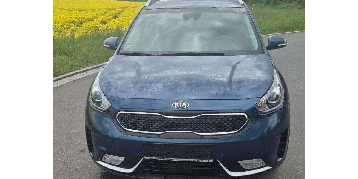Kia Niro 49.115 km 14.900 &euro; Coburg 96450
