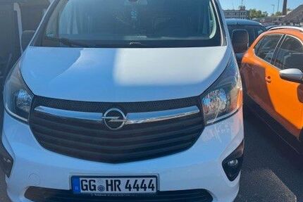 Opel Vivaro 212.000 km 14.000 € Mörfelden Waldorf 64546