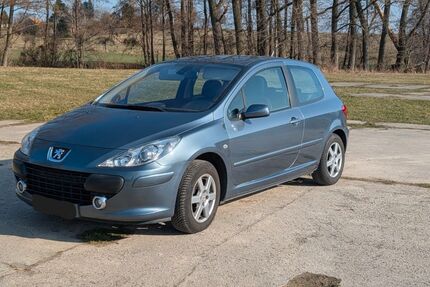 Peugeot 307 75.000 km 1.999 &euro; Bautzen 02625