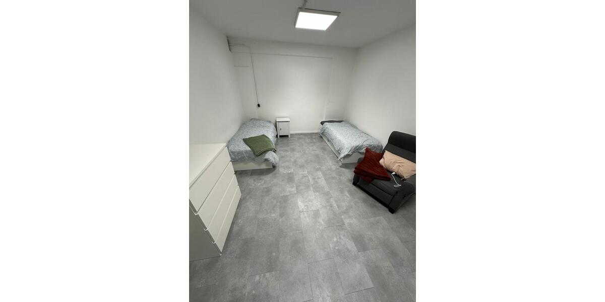 Etagenwohnung Übach-Palenberg Palenberg - 5 Zimmer, 200 m&sup2;, 450&euro; | Angebot:25990070