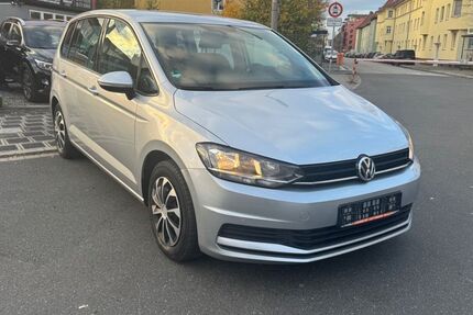 VW Touran 67.821 km 17.500 € Nürnberg 90431