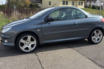 Peugeot 206 156.000 km 2.250 &euro; Althengstett 75382