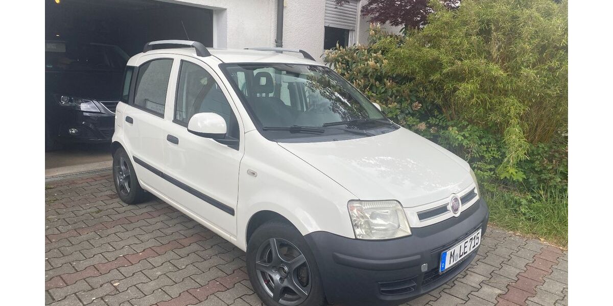 Fiat Panda 153.000 km 3.499 &euro; München 81739