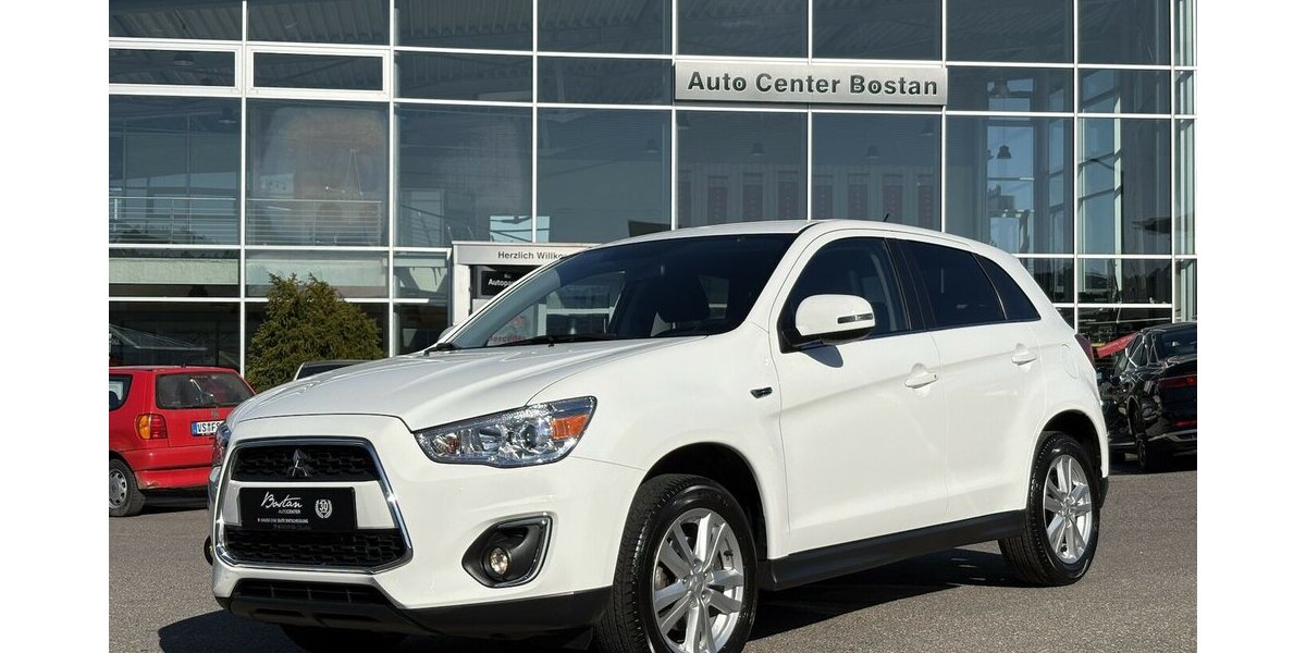 Mitsubishi ASX Basis 2WD PDC/KLIMA/SITZHEIZUNG/USB/1.HAND 46.244 km 5.700 &euro; Villingen-Schwenningen 78054