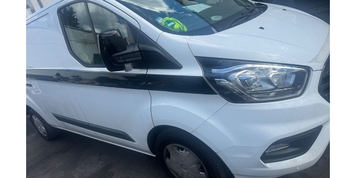 Ford Tourneo Custom 320.000 km 11.400 &euro; Frankfurt am Main 60389