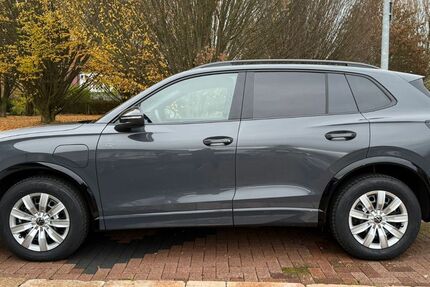 VW Tiguan 14.000 km 49.700 &euro; Kassel 34123