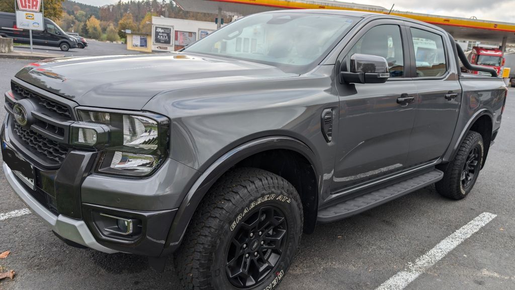 Ford Ranger 11.000 km 43.900 &euro; Monschau 52156