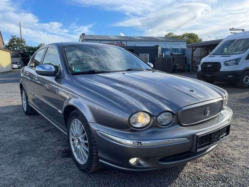 Jaguar X-Type 275.000 km 2.900 € Worms 67547