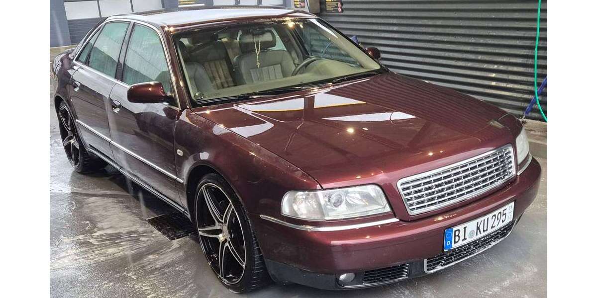 Audi A8 168.000 km 8.999 &euro; Bielefeld - Senne 33659