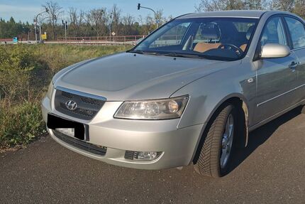 Hyundai SONATA 143.000 km 2.600 &euro; Stahnsdorf 14532