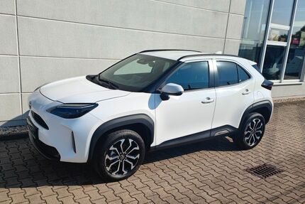 Toyota Yaris Cross 3.831 km 24.880 &euro; Berlin 13509