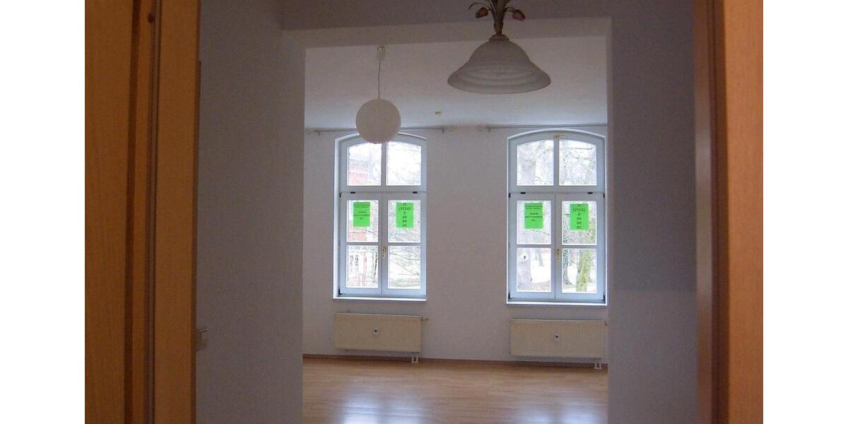 Etagenwohnung Zwickau - 4 Zimmer, 102 m&sup2;, 119.000&euro; | Angebot:25397565