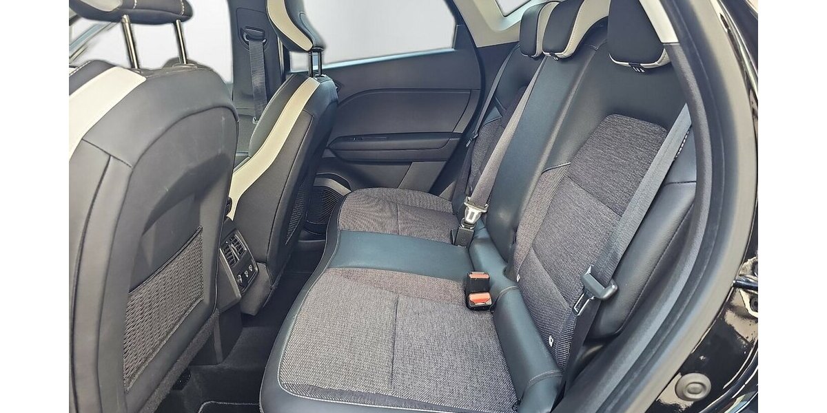Renault Captur Techno Fast Track Insp. NEU, Kamera 28.353 km 19.945 &euro; Schwalbach/Taunus 65824