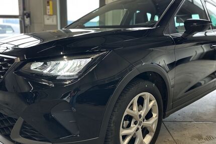 Seat Arona 25.450 km 18.700 € Memmingen 87700