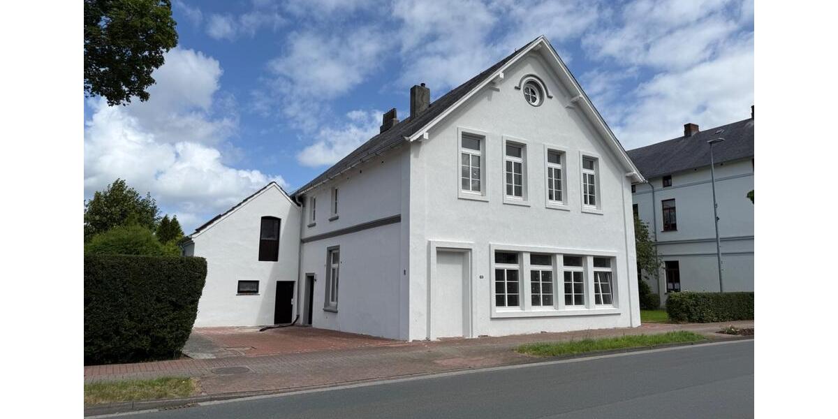 Einfamilienhaus Nordenham - 11 Zimmer, 189 m&sup2;, 199.000&euro; | Angebot:27096175