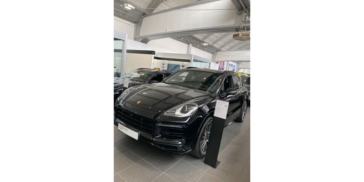 Porsche Cayenne 32.000 km 84.900 &euro; Kirchdorf 84375