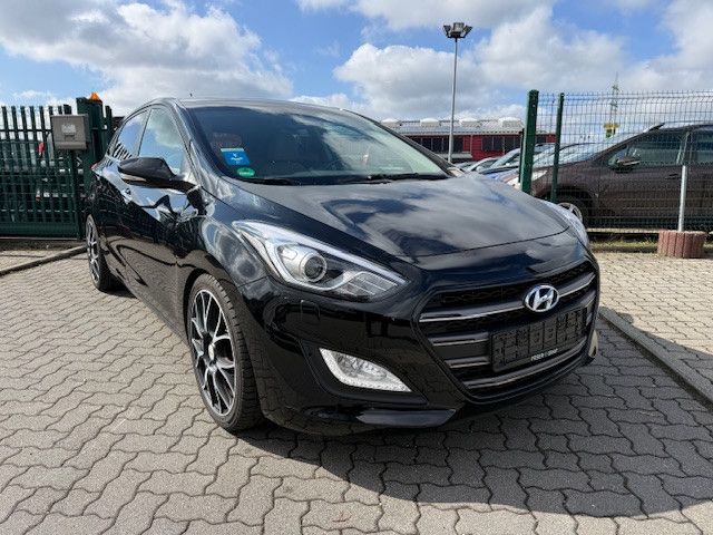 Hyundai i30 113.000 km 10.500 &euro; Hohenwarsleben 39326