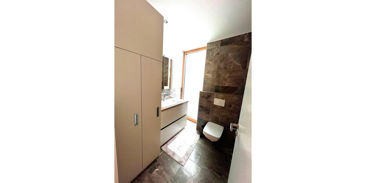 Doppelhaushälfte Ludwigsburg - 5 Zimmer, 205 m&sup2;, 1.490.000&euro; | Angebot:27128077
