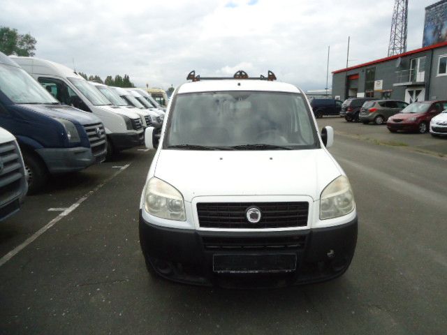 Fiat Doblo 186.300 km 2.990 &euro; Paderborn 33104