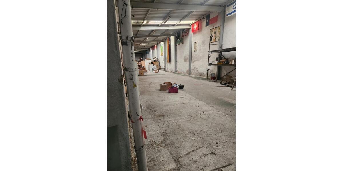 Halle, Lagerhalle zu vermieten zimmer