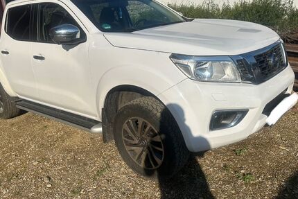 Nissan Navara 190.000 km 12.700 &euro; Hannover OT Ricklingen 30459