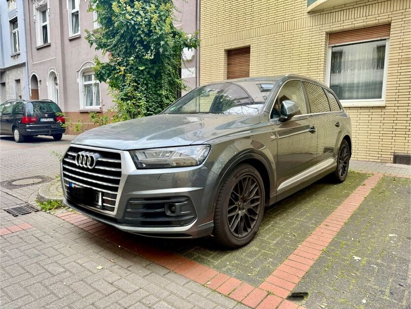 Audi Q7 283.000 km 21.000 € Duisburg 47178