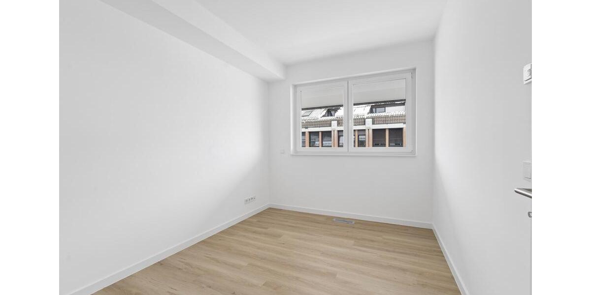 Etagenwohnung Bad Lippspringe - 4 Zimmer, 145 m&sup2;, 1.450&euro; | Angebot:25351238