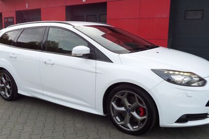 Ford Focus 194.809 km 8.490 &euro; Ludwigshafen am Rhein 67059