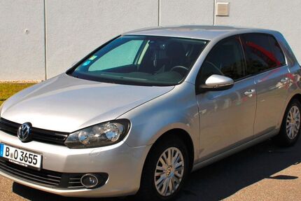 VW Golf 147.000 km 4.550 &euro; Berlin 12359