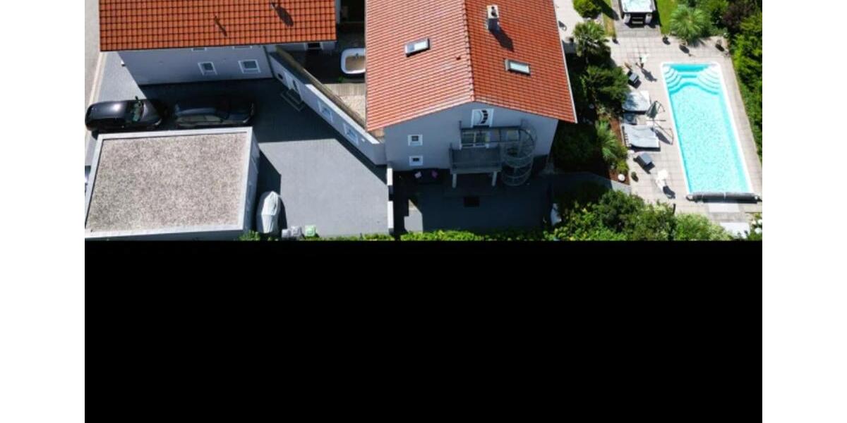 Einfamilienhaus Alteglofsheim - 12 Zimmer, 465 m&sup2;, 3.950&euro; | Angebot:24643423