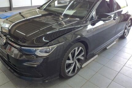 VW Golf 95.559 km 23.760 &euro; Hünfeld 36088