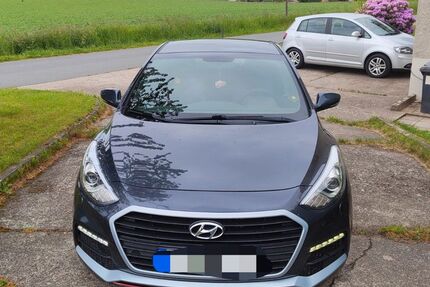 Hyundai i30 149.990 km 7.750 &euro; Neuhausen 09544