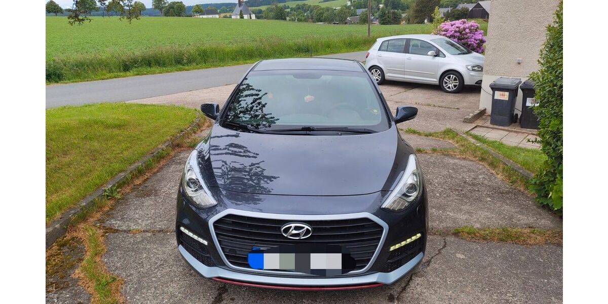 Hyundai i30 149.990 km 7.750 &euro; Neuhausen 09544
