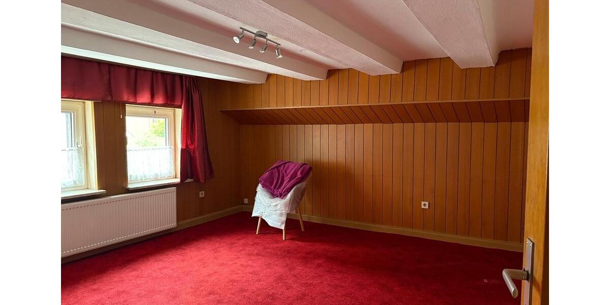 Einfamilienhaus Aerzen - 7 Zimmer, 146 m&sup2;, 149.000&euro; | Angebot:26990771