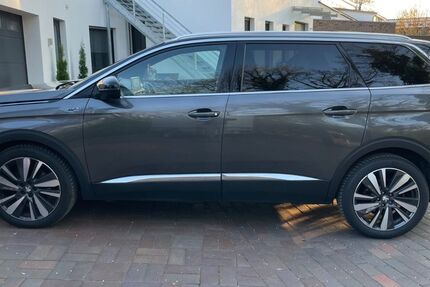 Peugeot 5008 143.000 km 16.100 &euro; Visbek 49429