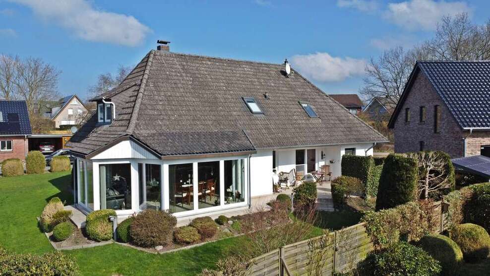 Haus zum Kaufen in Schwabstedt 448.000 € 250 m²