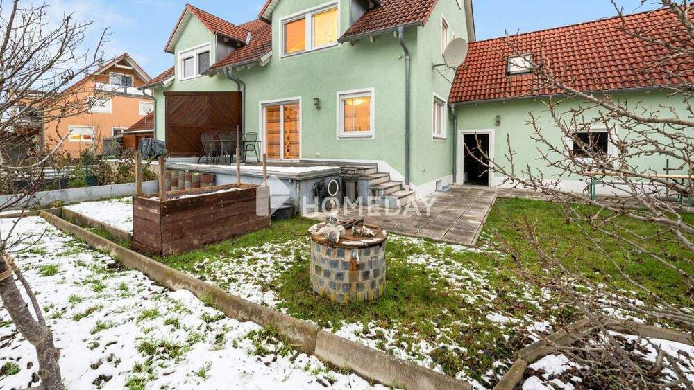 Attraktive Doppelhaushälfte in Teublitz: Sauna, Einbauküche, große Terrasse & Doppelgarage 6 zimmer