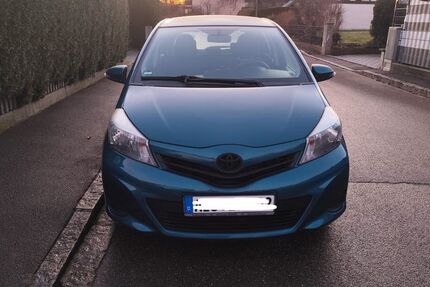Toyota Yaris 110.408 km 5.900 &euro; Aichach 86551